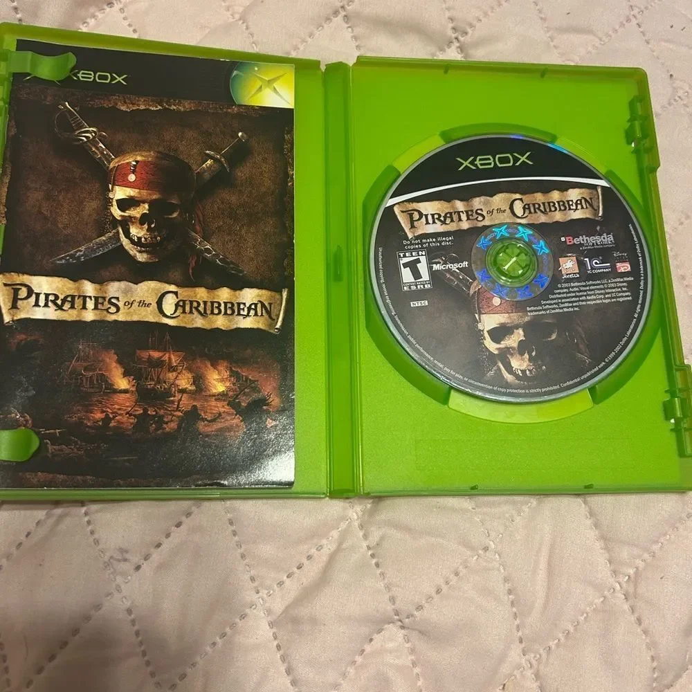 Green Xbox Video Game Case for Pirates of the Caribbean
